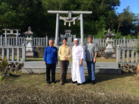 参加者と神社